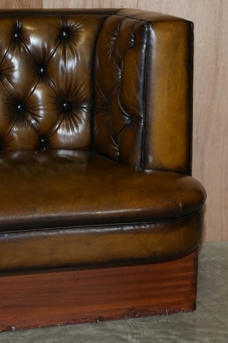 LARGE RESTORED HAND DYED CHESTERFIELD BROWN LEATHER SOFA LARGE BENCH PIECE - Picture 9 of 12