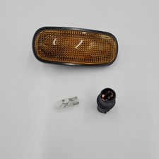 LR DEFENDER DISCOVERY II FREELANDER I Side Marker Repeater Light XGB000030