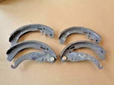 Opel Kadett D E Corsa A Bremsbacken Satz Bremsbeläge hinten 1605477 Original NEU