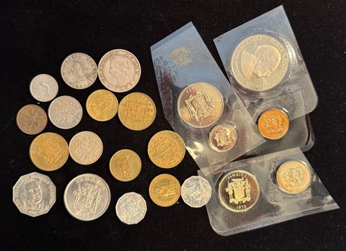 JAMAICA 1884-1984, GROUP LOT OF (22) ASSORTED COINS, INCLUDING (6) PROOF COINS