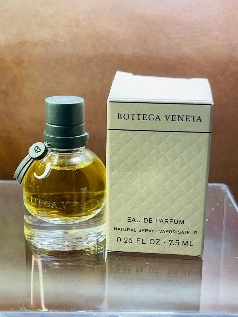 【ボッテガ・ヴェネタ】 FRAGRANCE SPRAY s-l1200.jpg