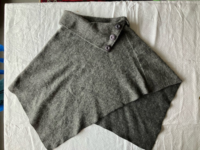 Vera Tucci Felted wool shrug Cape Button funnel neck Grey Lagenlook Arty Artsy