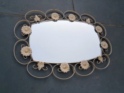 VINTAGE RETRO ABGERUNDETER RECHTECKIGER SPIEGEL 50er OFF WHITE SCHMIEDEEISEN BLUMENRAHMEN