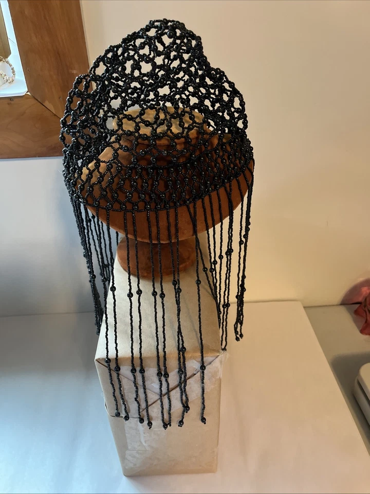 Hat Beaded Flapper Rare VTG Antique Art Deco 1920S Fringed Skull Cap Cloche - Image 3 of 4