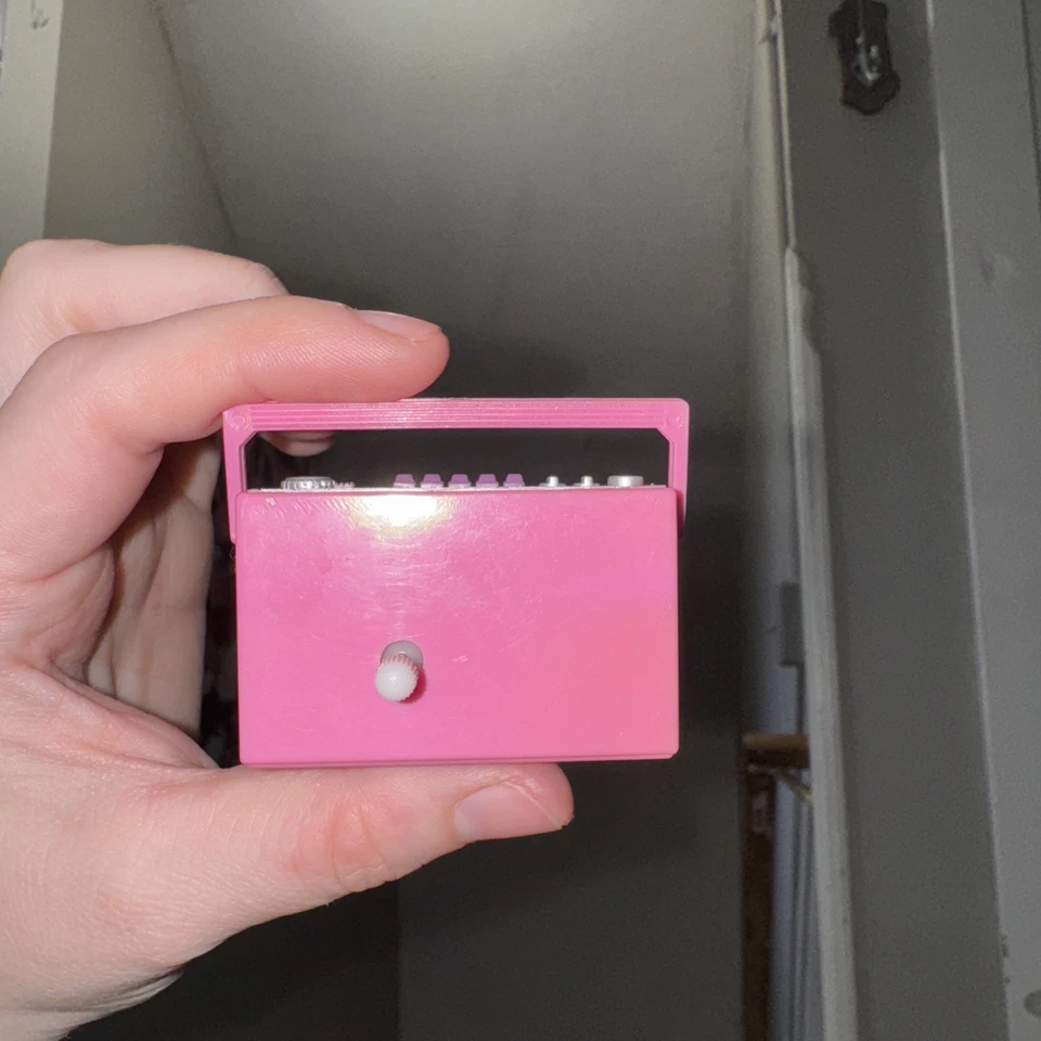 De colección 1986 Barbie Acción Cuerda Radio Tape Deck Boom Box con estéreo adicional. Foto 3 de 3