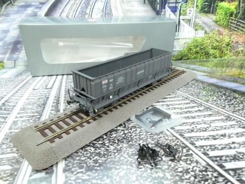 L.S.Models 30 041-1 - H0 - 4-achs. off. Güterwagen DMH Gris Foncé - OVP -#62864 | Zustand: Gebraucht