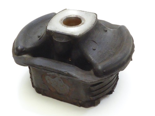 Mercedes Benz W123 Lager Achskörper Hinterachse #123 351 10 42