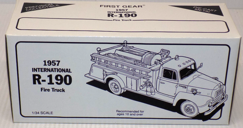 First Gear 1957 International R-190 Fire Truck Texaco Star Enterprise 18-1740 - Picture 12 of 15