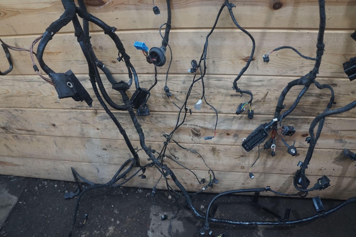 Engine Wiring Wire Harness Cable Main 61129366416 OEM BMW i8 2015 