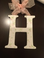 AMSCAN Ceramic Baby Wall Letter H Light Pink Different Designs 449073