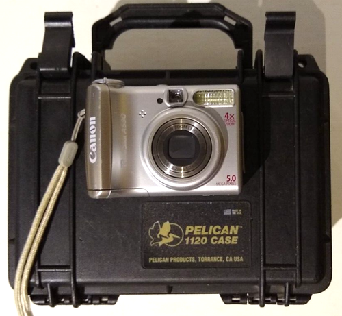 Canon PowerShot A530 Digital Camera 5MP - Tested - Pelican 1120 Case / Foam