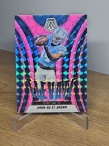 Amon-Ra St. Brown [Mosaic Pink Fluorescent] #15 2025 Panini Mosaic Elevate card