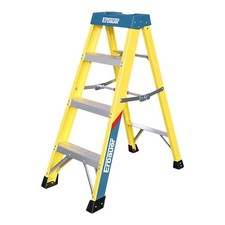 Erbauer 4 Tread Fibreglass Step Ladder 1.07m Swing Back Platform Trade Grade Pro