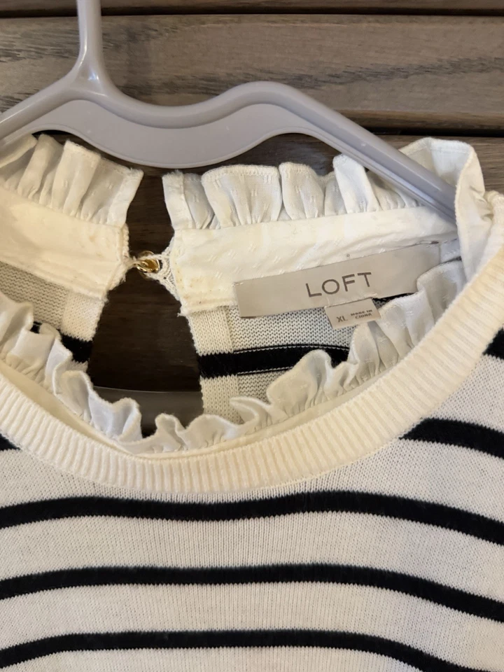 Vestido de punto a rayas blanco y negro manga larga marca Loft para mujer XL Foto 2 de 4