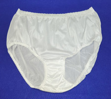 Nwot Vtg Y2k HANES White SEMI-SHEER Silky NYLON Lace SISSY GRANNY Panties Sz 10