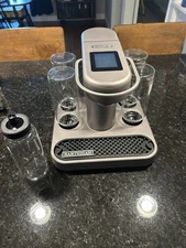 Bartesian Professional Cocktail Machine 55300 Great Condition 5 Bottles Complete