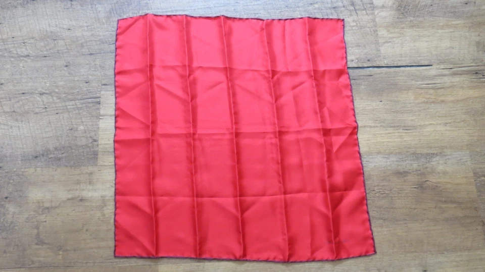 Pañuelo Turnbull Asser Cuadrado de Bolsillo Rojo Seda Hecho en Inglaterra Jermyn Londres Foto 3 de 4