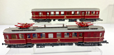 HO Scale Roco 4148 A, DB Electric Multiple Unit (2) Set