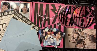 Stray Kids MAXIDENT albums 3 pack  (2 T-crush vers, + 1 Heart ver.) -- 3pcs
