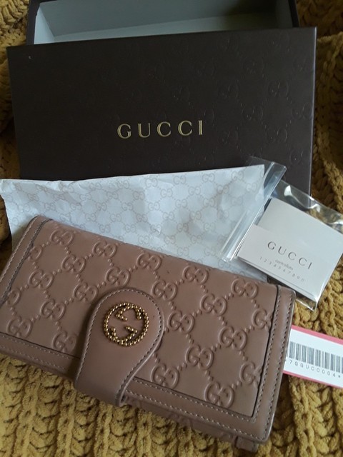 gucci wallet price women