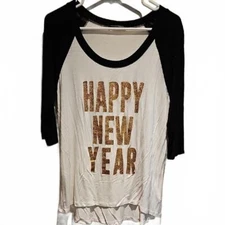 Happy New Year Women's Black and White Top Size M