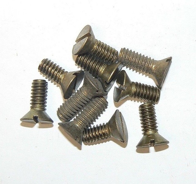 1/4"20 x 5/8" SLOTTED FLAT HEAD SOLID BRASS MACHINE SCREWS LOT OF 50