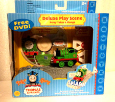 Percy Takes a Plunge - Escena de juego de lujo 2004 LC76302 Take Along Thomas & Friend