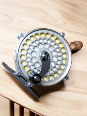 F·A·I·S 98-113 fly reel rare USED JP
