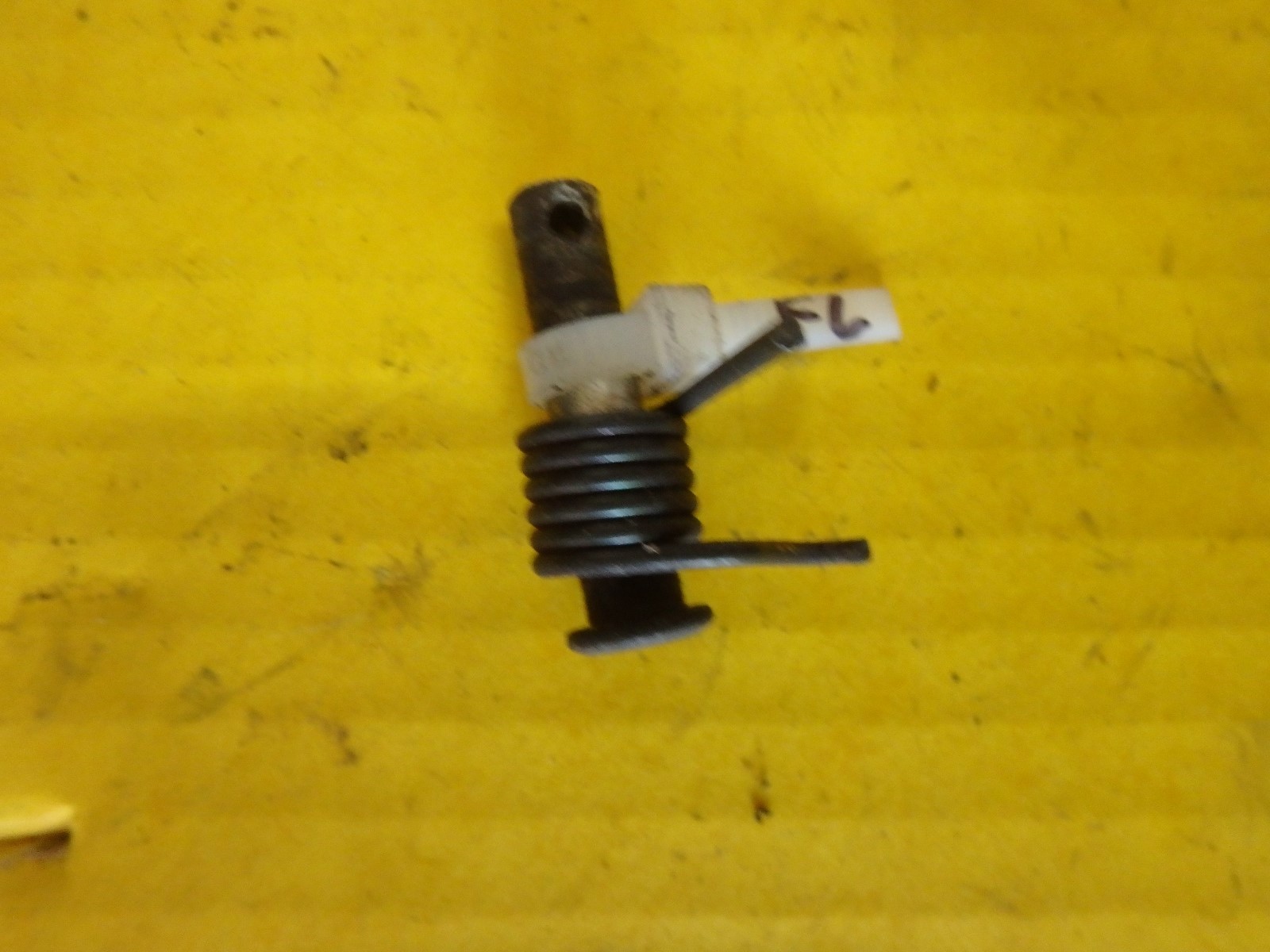 Yamaha Special XS 850 Off Year 1980 XS850 foot peg dpring front left | eBay