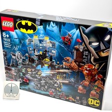 LEGO 76122 Batcave Clayface Invasion Set Parts List