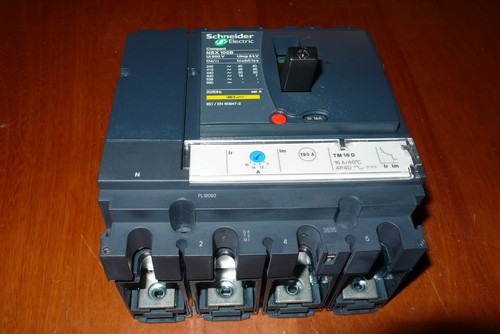 NSX100B disjoncteur 100A tétra 429015 +déclencheur LV431450 11 à 16A Schneider - Imagen 10 de 13
