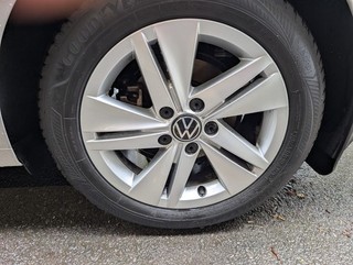 VW Golf 16” Alloy Wheels