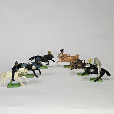 Lot of Vintage Britains Ltd. Deetail 1971 Medieval Knights Soldiers Horses