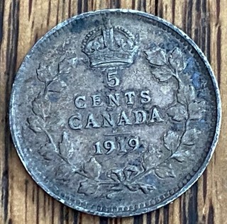 1919 KING GEORGE V CANADA 5 CENTS SILVER COIN ESTATE FIND