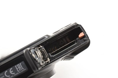 Canon PowerShot SX700 HS16.1MP 30x 充電器付き CANON Powershot SX700 HS Black 16.1MP Digital Camera Battery