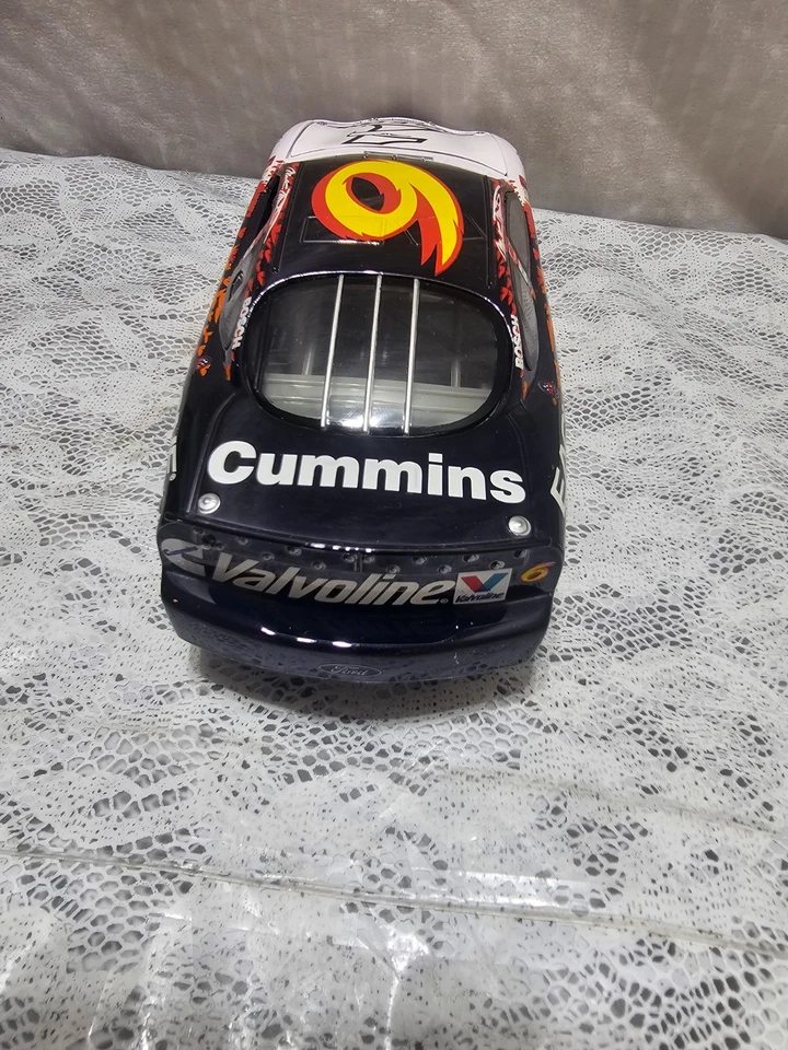 Racing Champions 1998 escala 1:24 réplica fundida a presión del Eagle One #6 de Mark Martin Foto 4 de 4