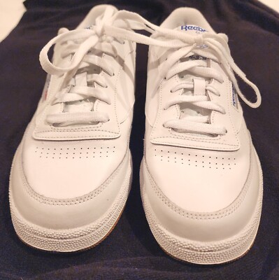 Classic Reebok Leather Sneakers White with Navy Blue Logo Men's size 10