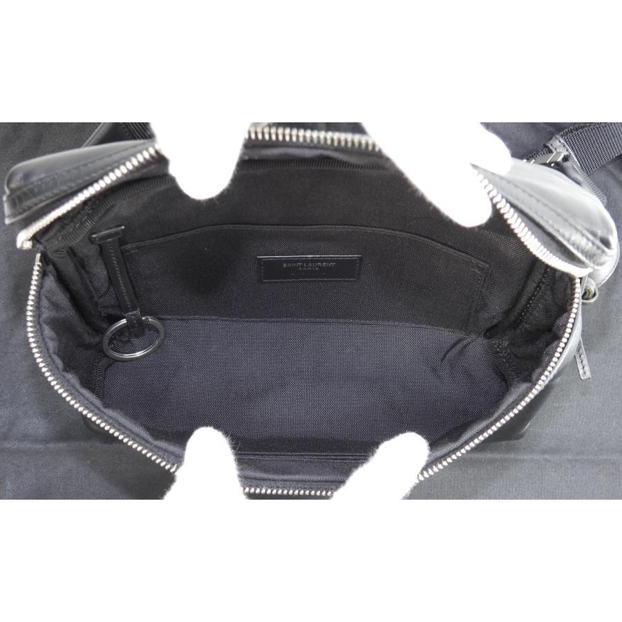 Borsa a tracolla Saint Laurent Body Bag City in pelle nera con borsa portaoggetti