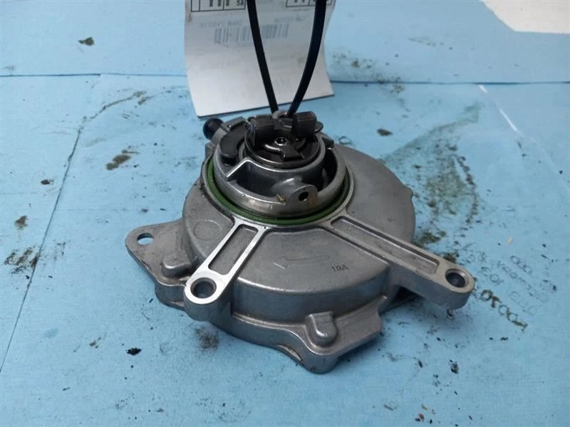 2008-2015 AUDI A4 НАСОС ОХЛАЖДАЮЩЕЙ ЖИДКОСТИ - Изображение 2 из 4