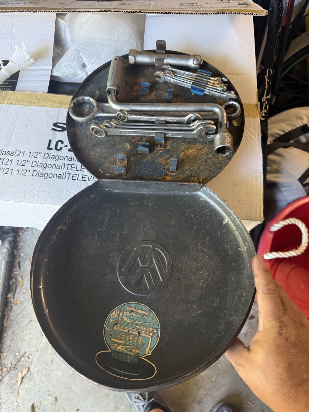 Volkswagen Vintage 1960s Hazet VW Hubcap Tool Kit