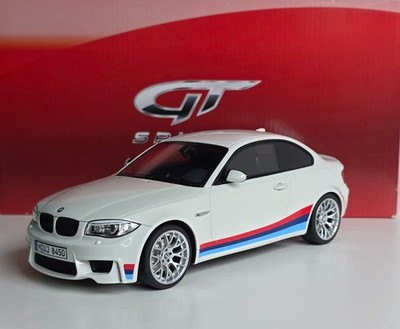 BMW 1M E82 2011 White Pack Performance 1:18 GT SPIRIT GT703 Limited Resin Model