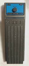 Pedale volume chitarra vintage Boss FV-100 buone condizioni spedizione gratui...