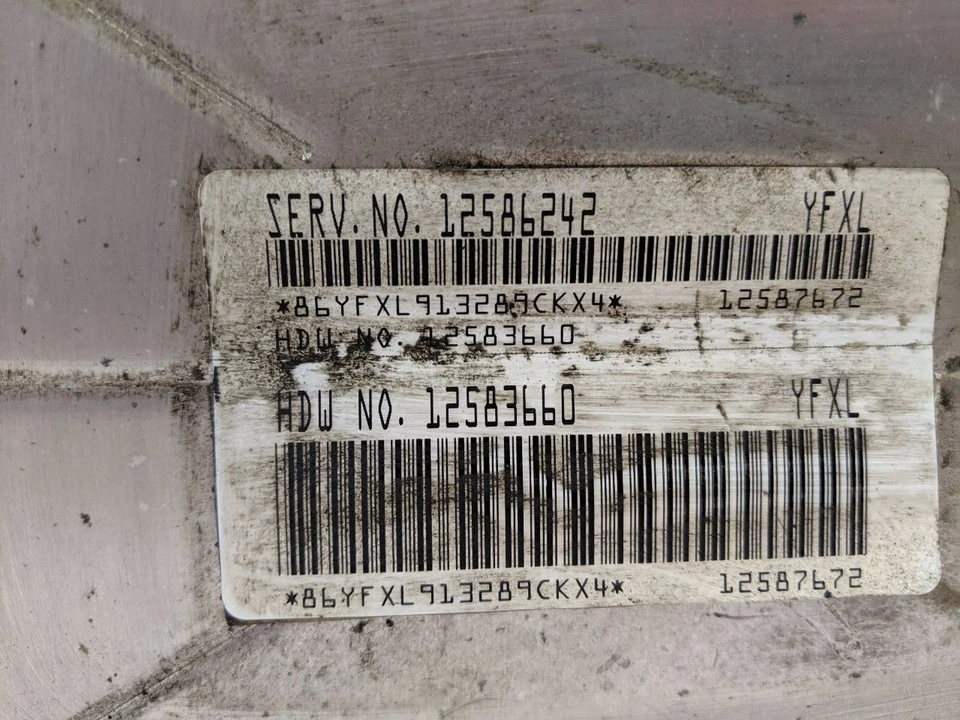 Engine Computer ECM Electronic Control Module Fits 2004 CHEVROLET AVALANCHE b199 Foto 2 de 4