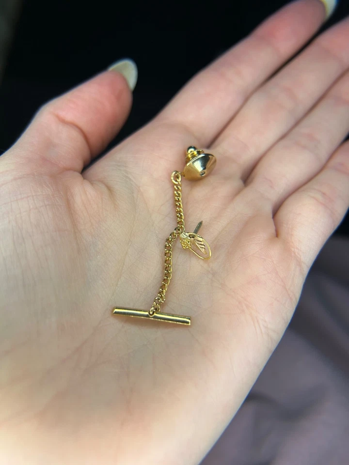 Vintage 10K Black Hills Gold & Silver Tie Tack Pin w/ Chain Clasp Original Box - Image 3 of 4