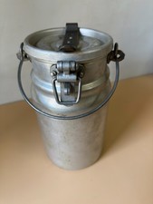 CONTENITORE PER LATTE VINTAGE IN ALLUMINIO SPESSO   - USATO DELL'EPOCA  H.22 cm.