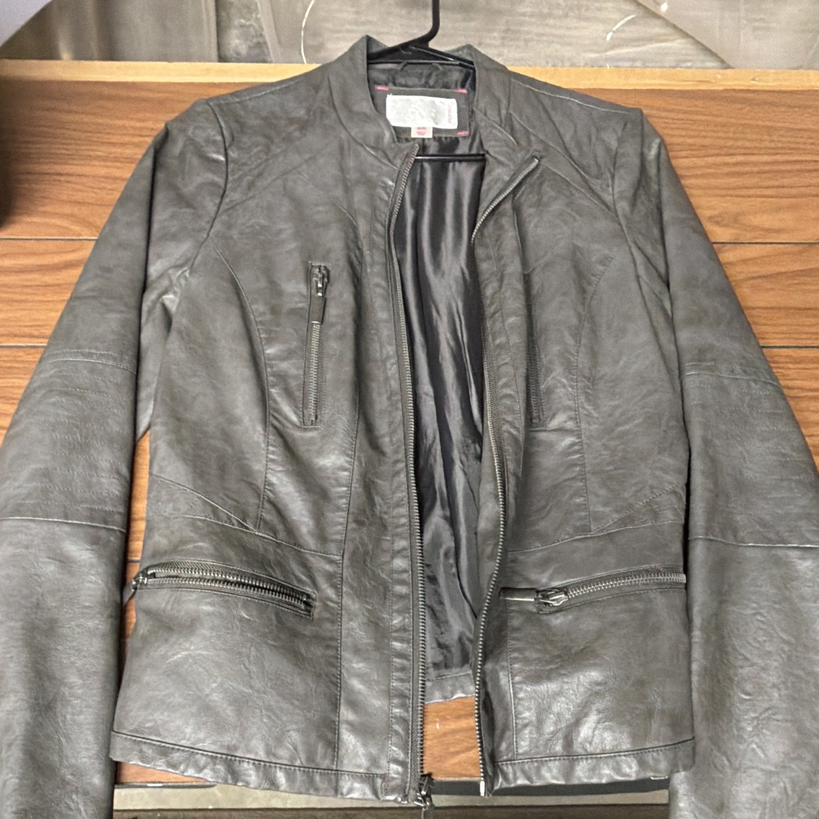 Xhilaration Women’s Black Biker Jacket M Short Long Sleeve Zip Pockets