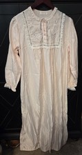 Vintage Barbizon Long Nightgown Long Sleeves Peach Pink Lace Detail Size L