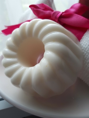 Organic Rice Whitening Handmade Soap 4 oz - 第 1/6 張圖片