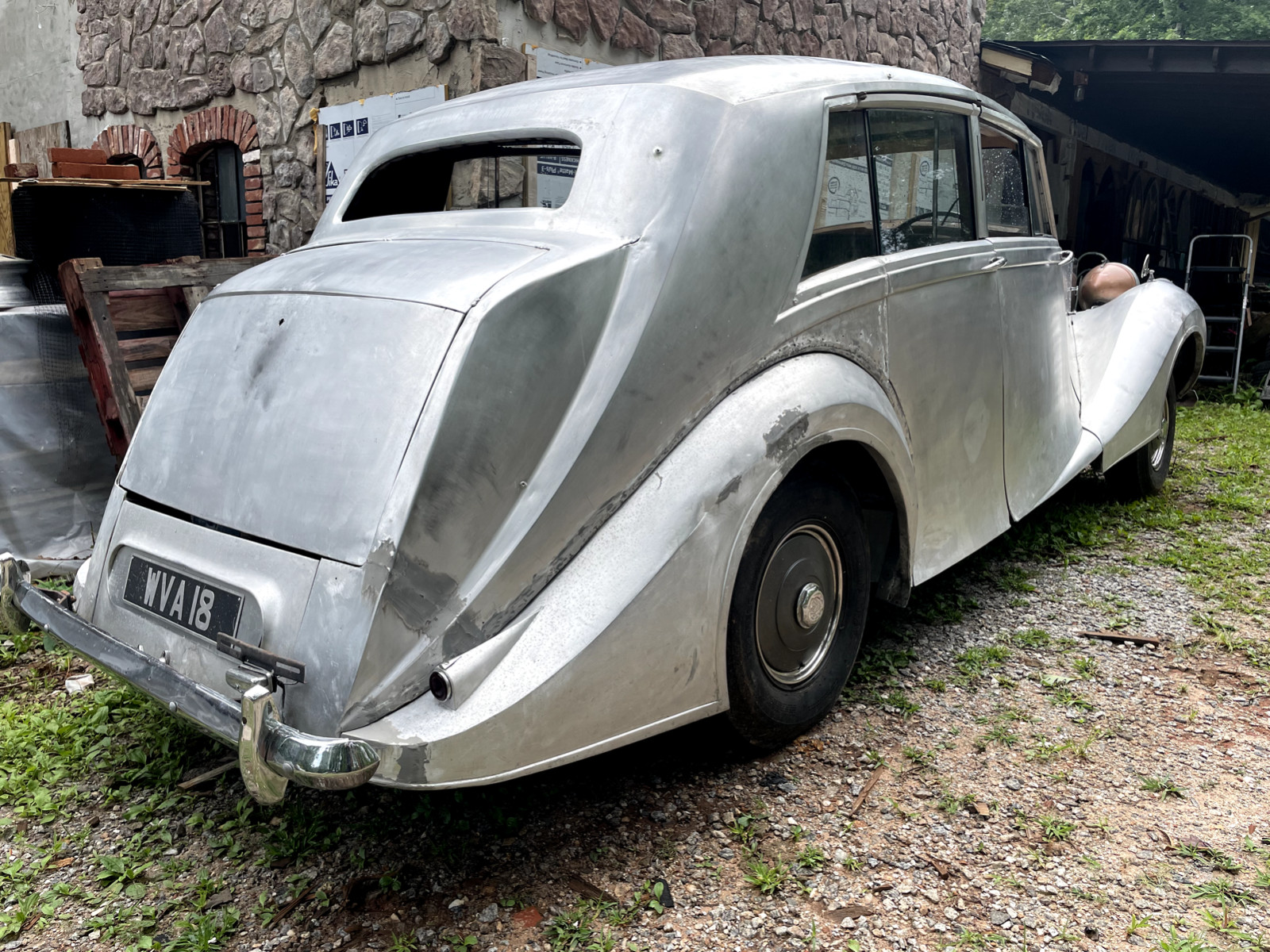 PARTING OUT ENTIRE ROLLS ROYCE LIMOUSINE, AIR FILTER. HUGE EPW BENTLEY INVENTORY