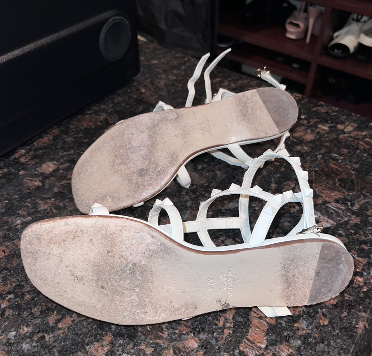 Valentino rockstud flat sandal 37.5 White Leather | eBay Valentino rockstud flat sandal 37.5 White Leather | eBay
